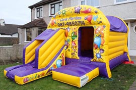 Bounce House with Slide Macroom